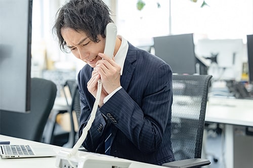 カスハラ対策で条例が施行? 法律での規定とともに解説